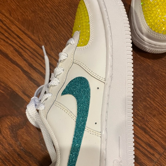 One of a kind Youth Air Force 1s - Picture 4 of 6